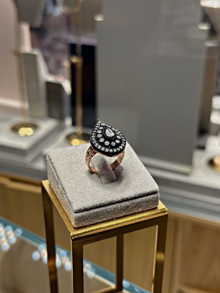 Elmas Montür Damla Yüzük