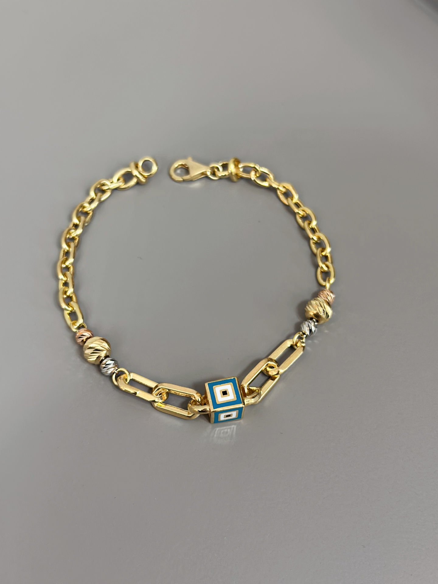 925 Ayar Gümüş Küp Nazarlı Ataç Zincirli Hallow Bileklik